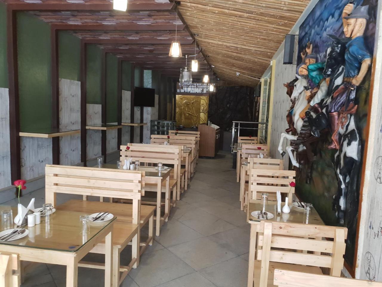 Arna Hotel Devanahalli Exterior foto